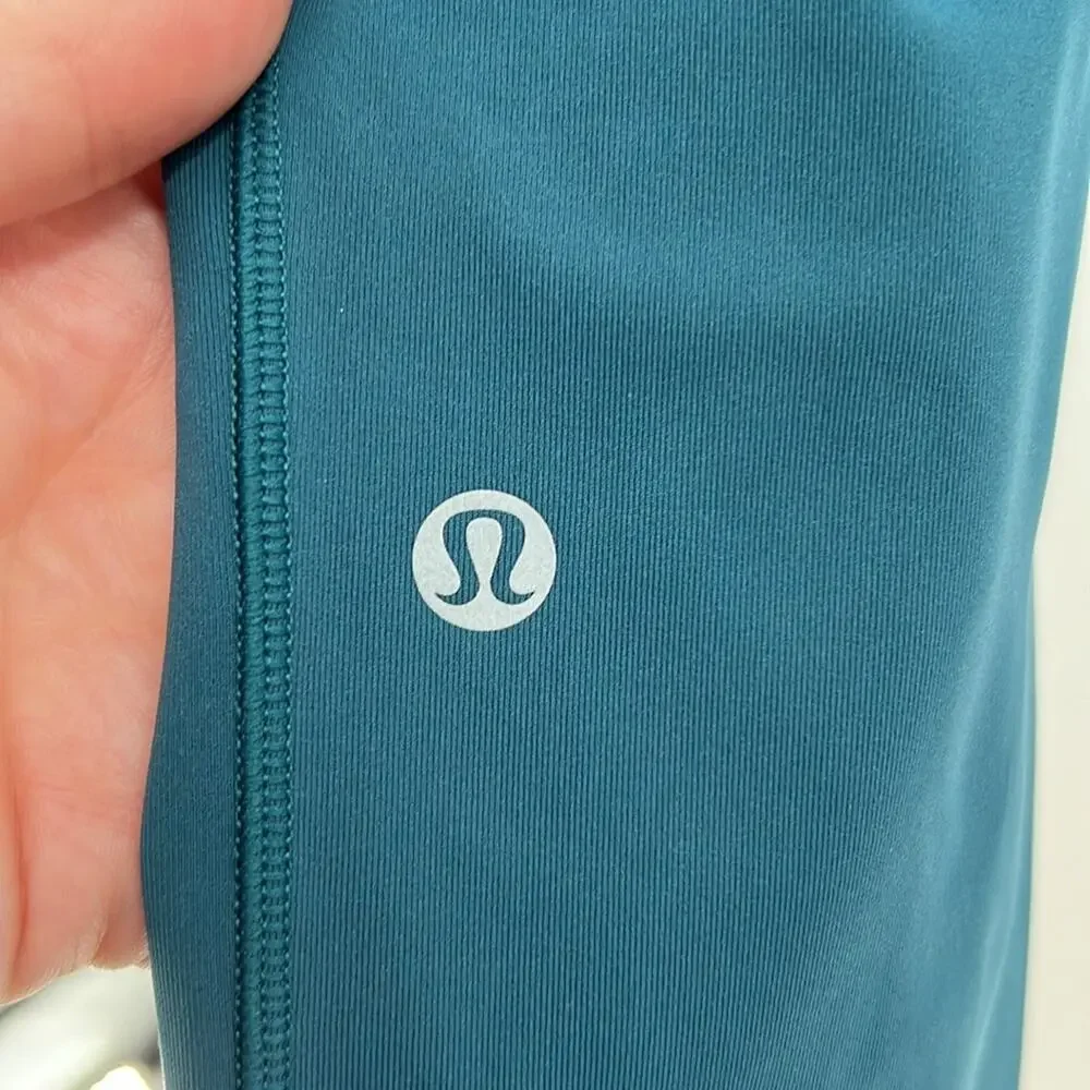 Lululemon Speed Up Crop *21